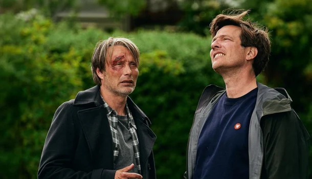 Se existe um filme que você precisa assistir na Netflix, é este — uma joia premiada com Mads Mikkelsen