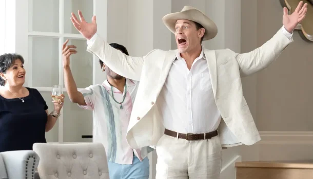 O longa que promete humor e entrega John Cena em modo turbo, no Prime Video