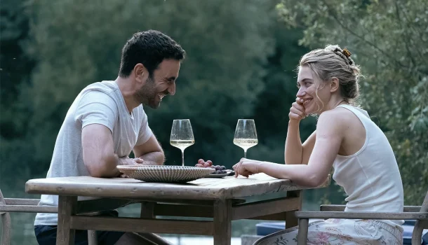 Romance na Apple TV+ para fugir do óbvio nesse final de semana