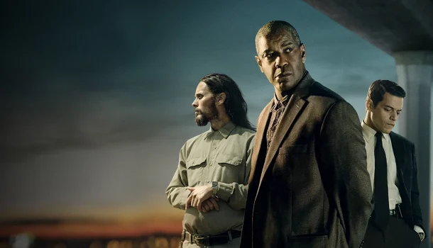 Acabou de chegar à Netflix: o thriller com Denzel Washington, Rami Malek e Jared Leto que vai te prender no sofá até domingo