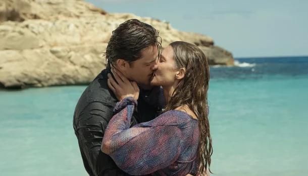 Suspense alemão na Netflix promete tensão, mas o que brilha mesmo é o sol de Maiorca