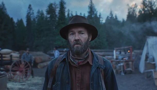 O melhor filme de 2025 acaba de chegar à Netflix, com Joel Edgerton em uma atuação digna de Oscar