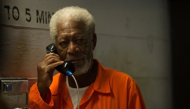 Filme explosivo com Morgan Freeman e Mark Ruffalo, que lotou salas de cinema, agora disponível no Prime Video