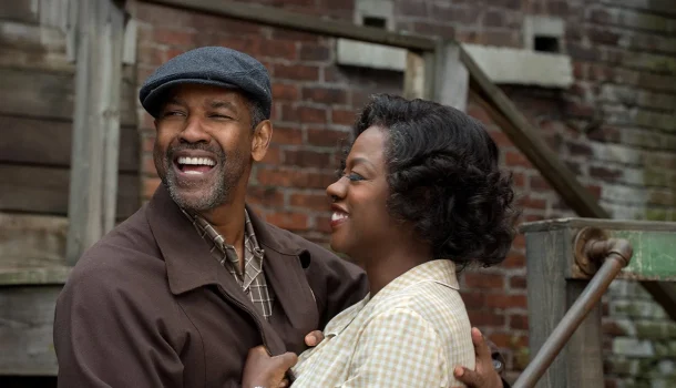 Trágico e bruto, o filme ganhador do Oscar que Denzel Washington considera sua melhor atuação está na Netflix