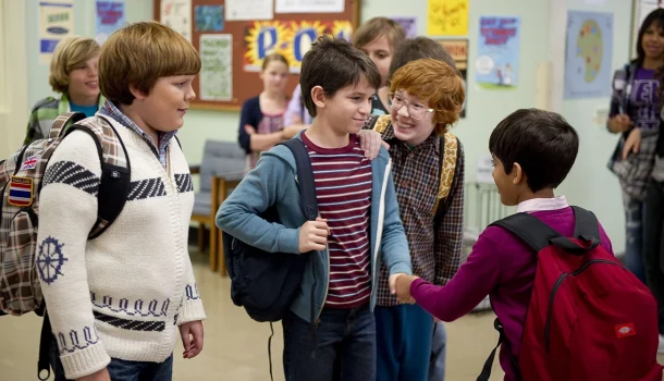 A comédia na Netflix que lembra que ninguém sai ileso da pré-adolescência