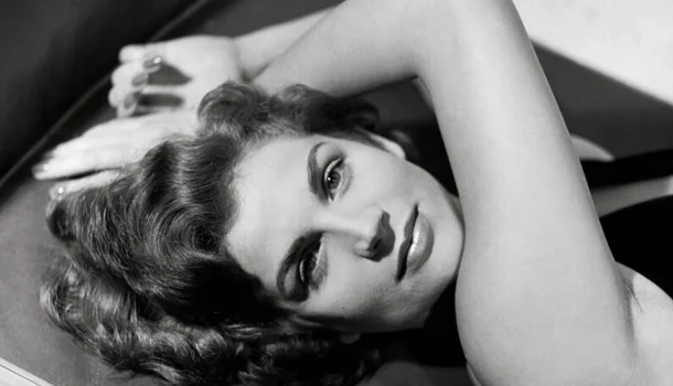 A mulher que atravessou ditaduras, censura, amores e uma doença implacável até desaparecer em silêncio: Tônia Carrero A mulher que atravessou ditaduras, censura, amores e uma doença implacável até desaparecer em silêncio: Tônia Carrero