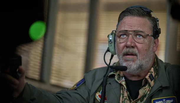 O melhor filme de Russell Crowe em anos acaba de chegar à Netflix