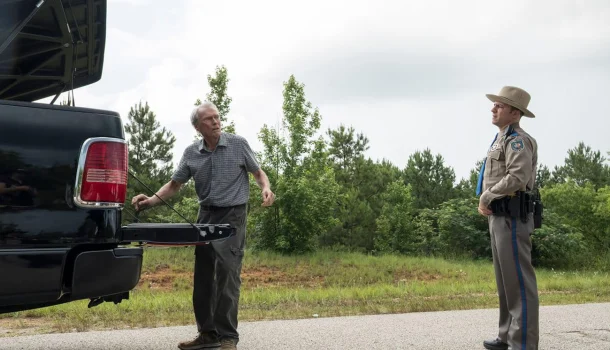 O último grande filme de Clint Eastwood está na Netflix — e passou batido por muita gente