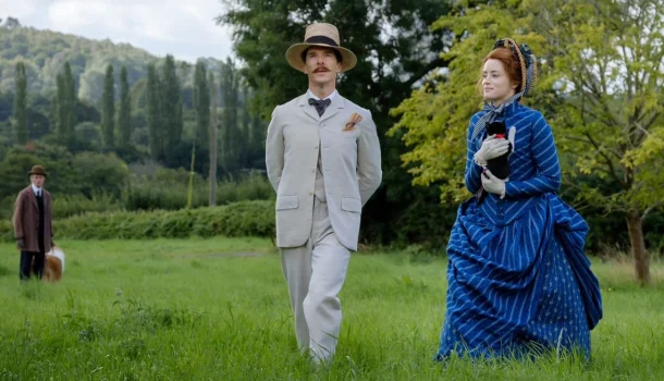 Por que essa biografia “cult” voltou a bombar no Prime Video?