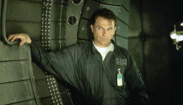 Um sci-fi perturbador, cerebral e esquecido: por que este filme dos anos 90 merece ser revisto na Netflix