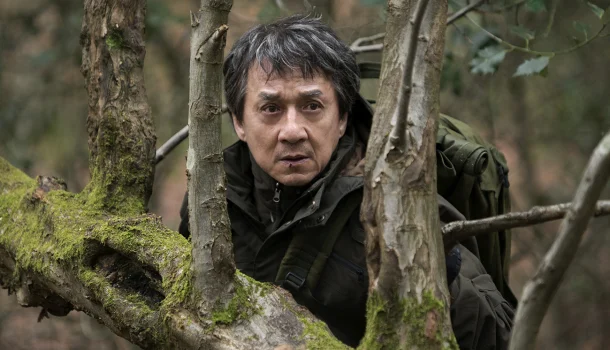 Você abre o Prime Video por Jackie Chan… e cai num thriller gelado de paranoia com Pierce Brosnan Você abre o Prime Video por Jackie Chan… e cai num thriller gelado de paranoia com Pierce Brosnan