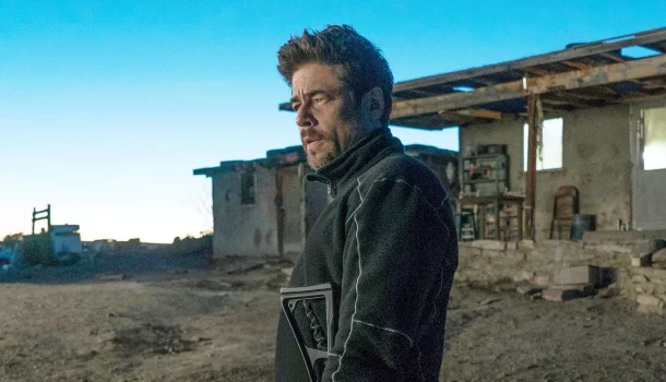 Ação adulta, tensa e sem firulas — o tipo de filme que faz você largar o celular por 2 horas, na Netflix