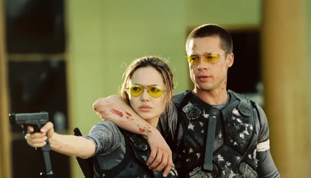 Filme que incendiou tabloides e bilheterias, arrecadou quase meio bilhão de dólares e transformou um casal em fenômeno pop — no Prime Video