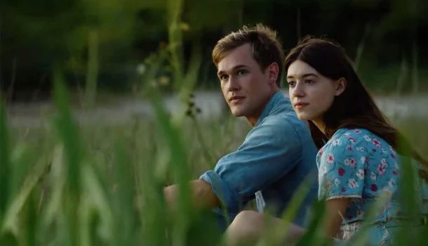 Baseado em livro com mais de 18 milhões de cópias vendidas, suspense imperdível com Daisy Edgar-Jones está na Netflix