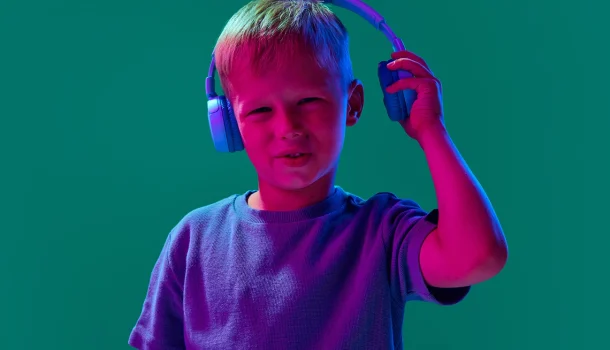 A música atual como impacto negativo na formação de crianças e jovens