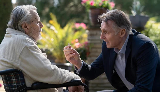 Liam Neeson, Guy Pearce e Monica Bellucci em thriller de ação explosivo no Prime Video