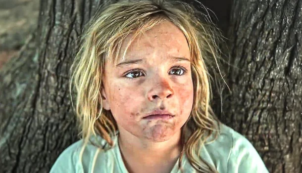 Escondido na HBO Max, drama baseado em best-seller do New York Times merece ser descoberto hoje mesmo! Escondido na HBO Max, drama baseado em best-seller do New York Times merece ser descoberto hoje mesmo!