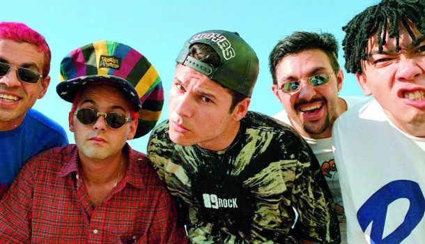 Se os Mamonas Assassinas virassem mamoneiras… Se os Mamonas Assassinas virassem mamoneiras…