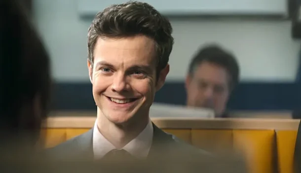 Filme que mistura ação e comédia é o programa perfeito para recarregar as energias nesse domingo, na Netflix