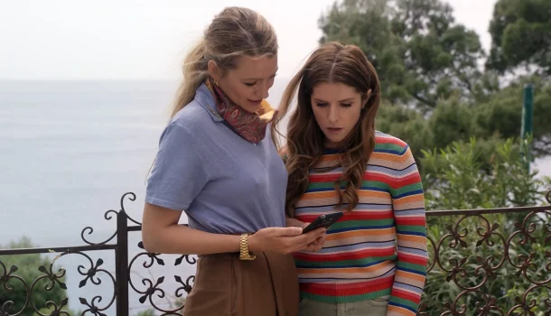 Prime Video: você ri, mas não confia em ninguém — Anna Kendrick e Blake Lively em modo “ninguém presta”