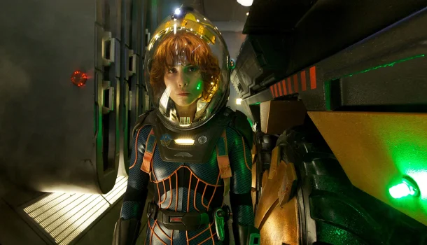 O filme de Ridley Scott que virou fábrica de teorias (e não sai da cabeça) — na Netflix