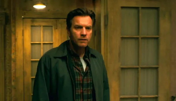 Quando uma das maiores histórias de terror do cinema ganha sequência digna de aplausos: agora, na Netflix Quando uma das maiores histórias de terror do cinema ganha sequência digna de aplausos: agora, na Netflix