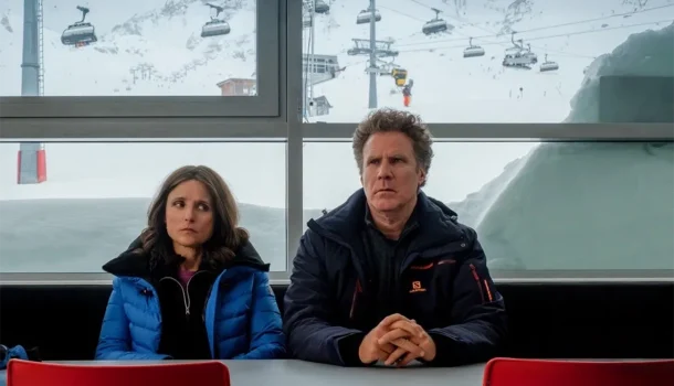 Baseada em obra-prima sueca, comédia dramática com Julia Louis-Dreyfus e Will Ferrell chega à Netflix para trazer um assunto incômodo