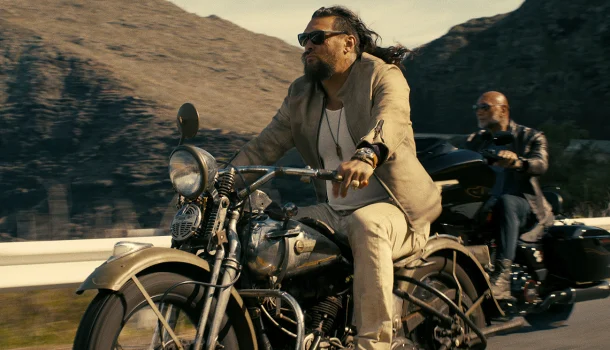 Nova estreia no Prime Video junta irmãos rivais, pancadaria e uma conspiração absurda