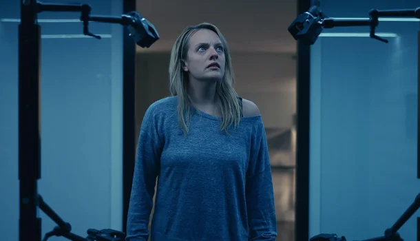 Elisabeth Moss estrela na Netflix um dos suspenses mais aclamados dos últimos anos em uma experiência sufocante