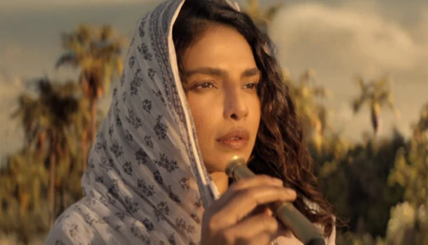 Priyanka Chopra Jonas em modo sobrevivência: impossível dar play e largar (Prime Video)