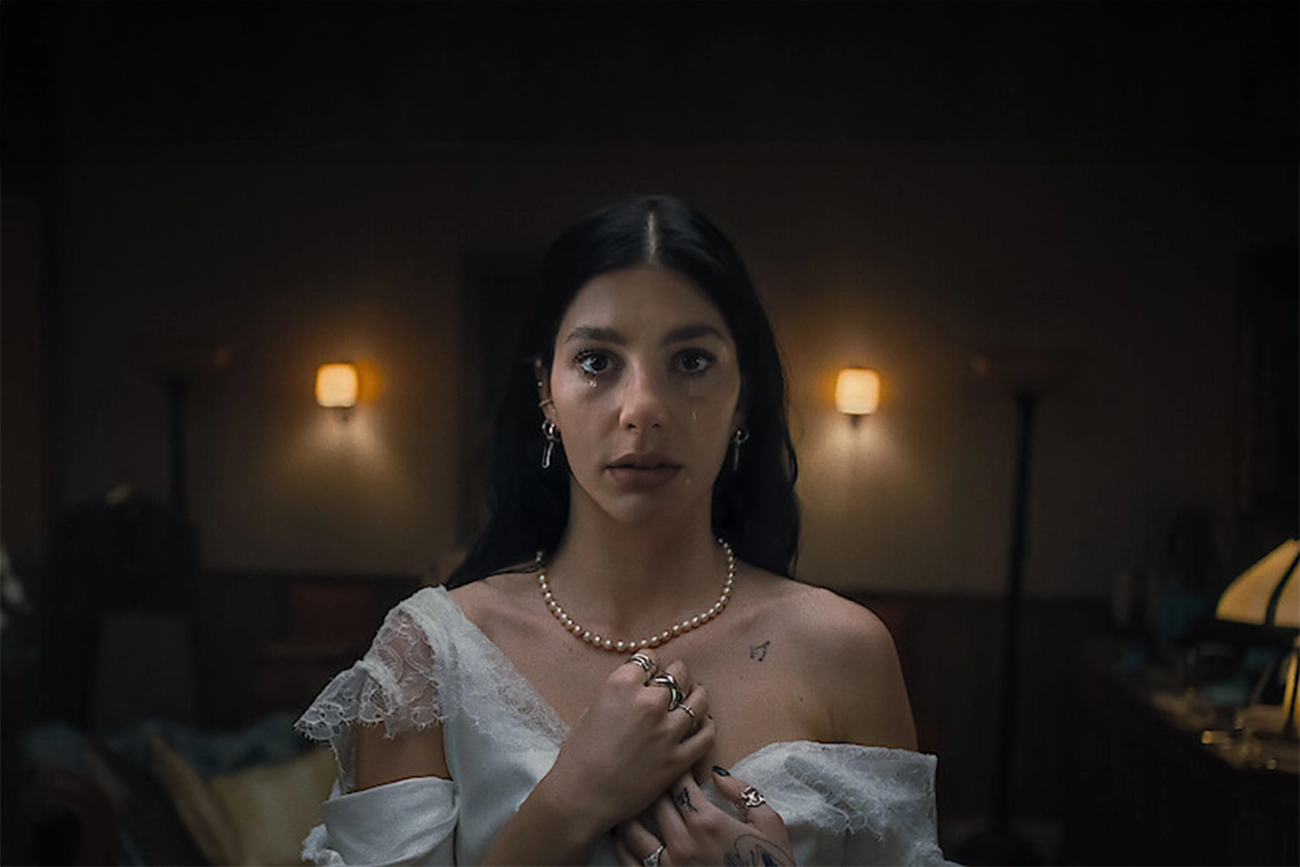 Algo Horrivel Vai Acontecer