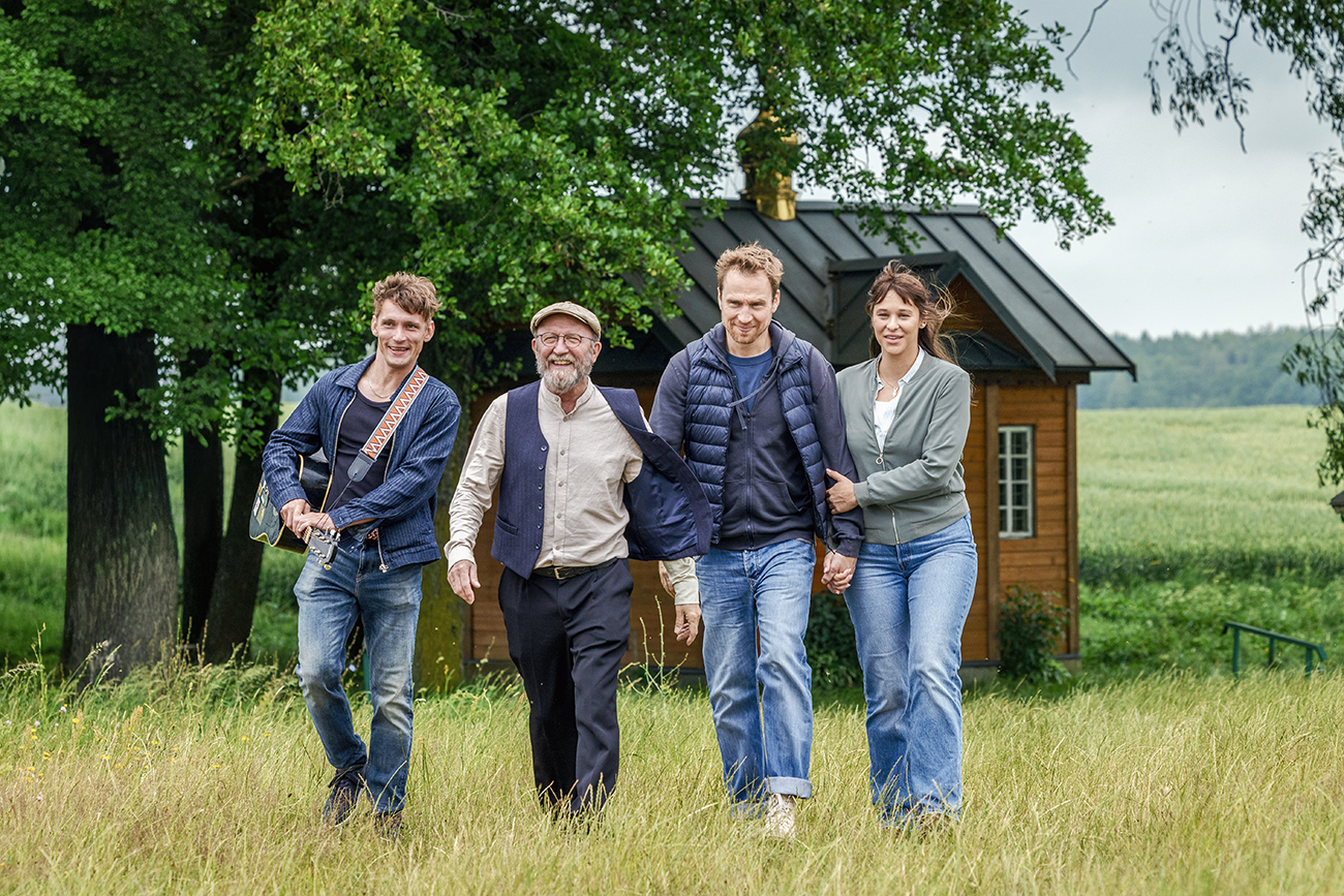 É Preciso um Vilarejo