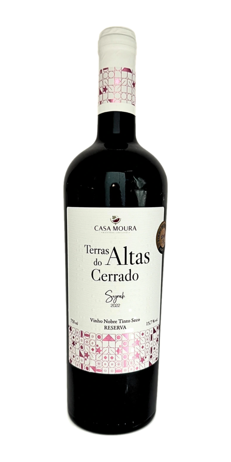 Garrafa de Syrah Reserva 2022 produzida no Cerrado