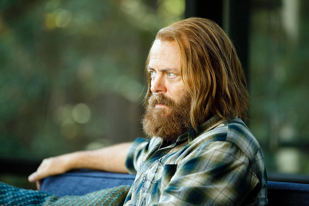 Nick Offerman como Forest, fundador da Amaya, na minissérie Devs.