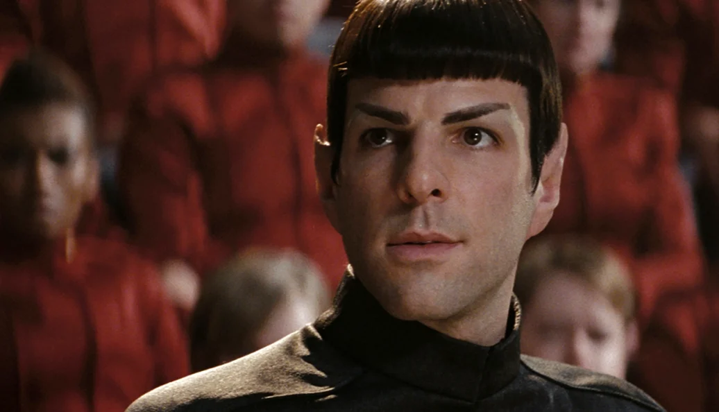 Zachary Quinto como Spock em cena de Star Trek, de 2009.