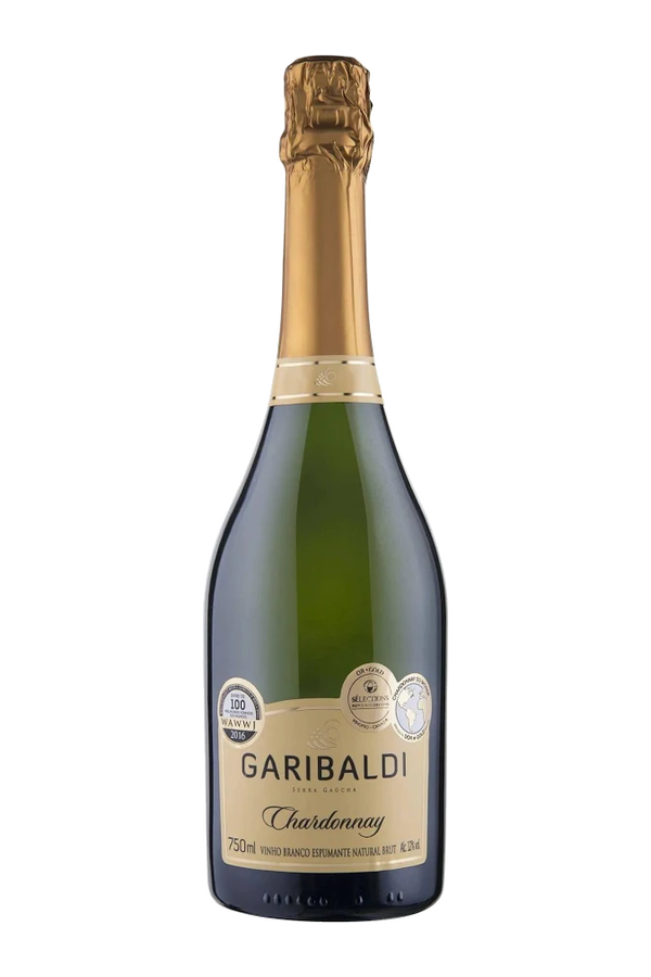 Garrafa do espumante Garibaldi Brut Chardonnay, 750 ml.