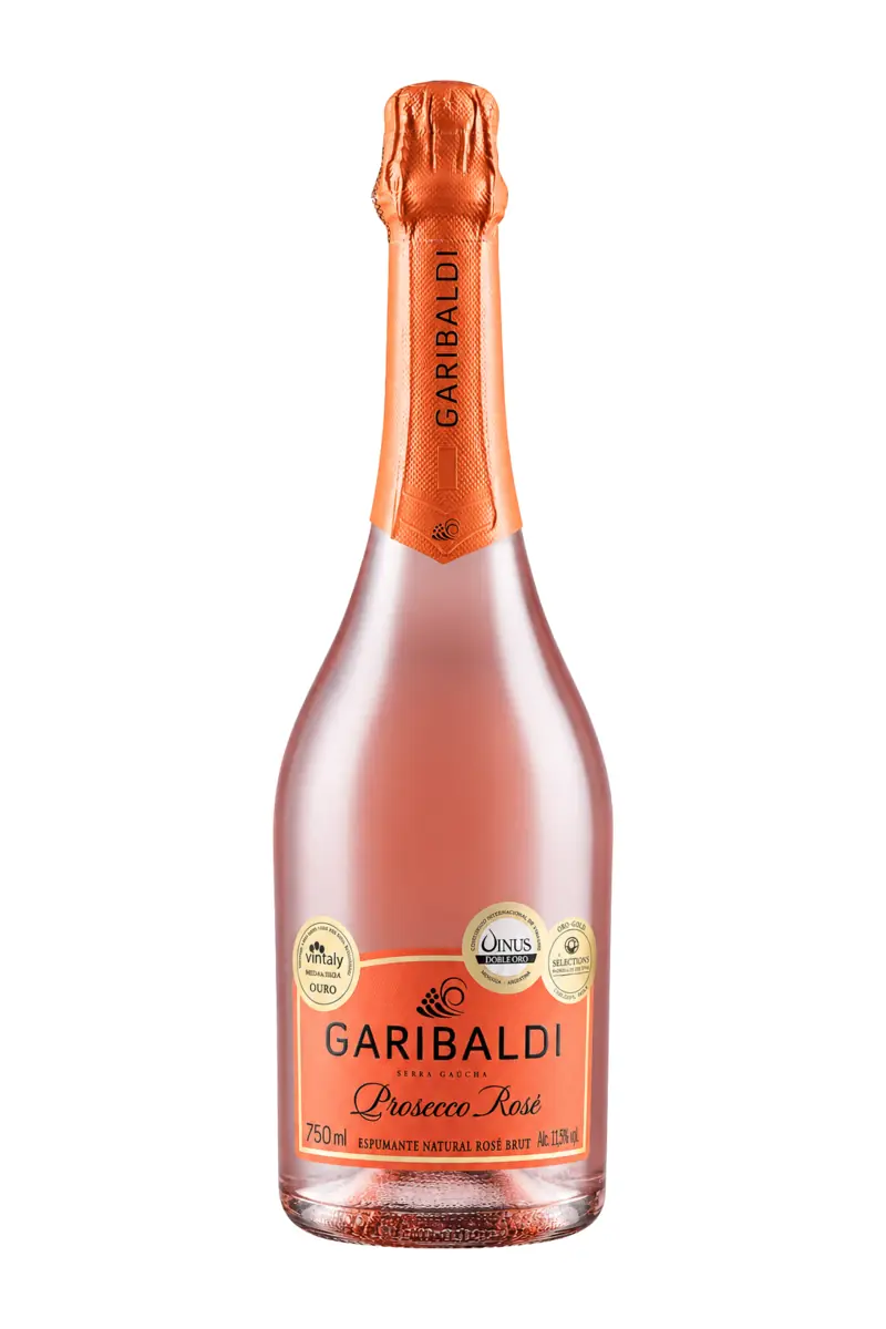 Representação ilustrativa de uma garrafa para o vinho Garibaldi Prosecco Rosé Brut, gerada por IA; não é imagem da embalagem oficial. Representação da embalagem fornecida como referência, sem safra indicada.